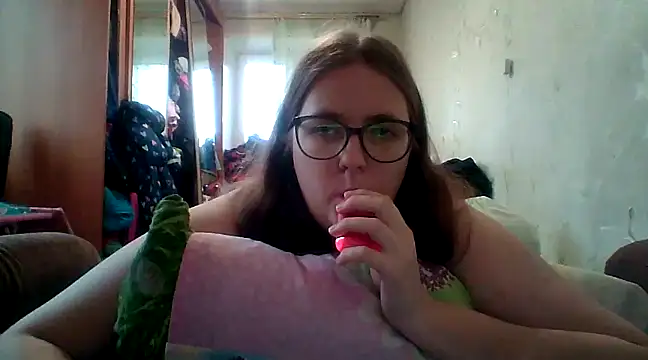 DesireMelissa online show from January 24, 6:35 am