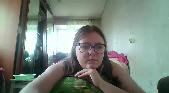 DesireMelissa online show from February 11, 8:26 am