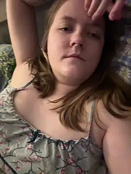 DesireMelissa online show from March 1, 8:10 pm