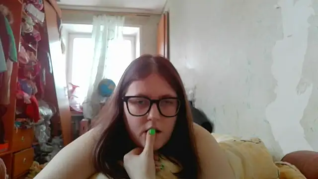 DesireMelissa online show from February 14, 9:39 am