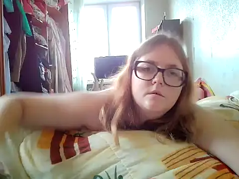DesireMelissa online show from August 3, 6:12 am