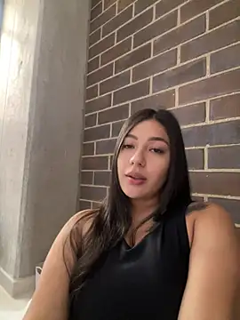Latina vanessa online show from April 22, 4:30 pm