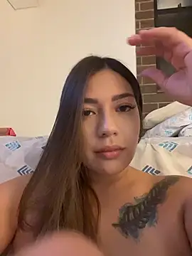 Latina vanessa online show from July 18, 1:10 am