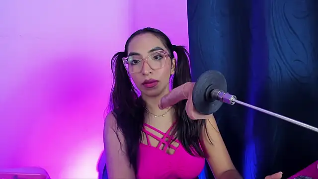 Leticia brownn1 online show from January 31, 1:45 pm