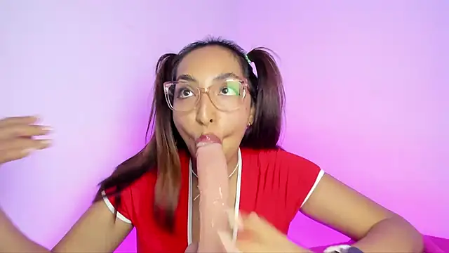 Leticia brownn1 online show from May 4, 8:27 pm