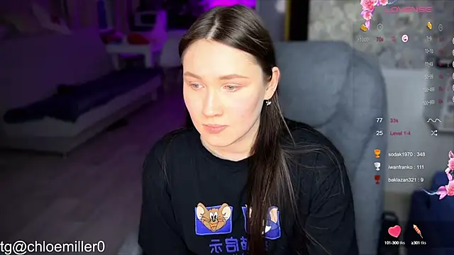 Snapshot of ChloeMillerMeow chatting on February 3, 10:43 pm ChloeMillerMeow online show from February 3, 10:43 pm