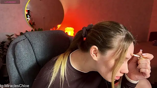 ChloeMillerMeow online show from April 29, 11:11 pm