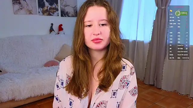 Snapshot of SquirtBabee chatting on January 10, 11:23 am SquirtBabee online show from January 10, 11:23 am