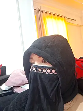 Snapshot of Rozittaa chatting on February 1, 7:18 am Rozittaa online show from February 1, 7:18 am