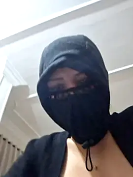 Snapshot of Rozittaa chatting on February 4, 5:08 pm Rozittaa online show from February 4, 5:08 pm