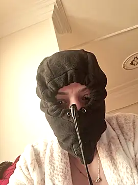 Snapshot of Rozittaa chatting on March 22, 9:23 am Rozittaa online show from March 22, 9:23 am