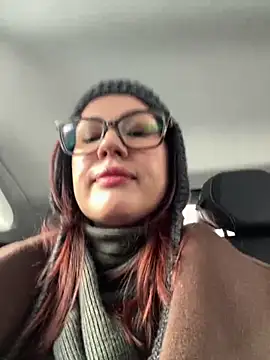 Snapshot of RinaCat chatting on February 4, 5:31 am RinaCat online show from February 4, 5:31 am