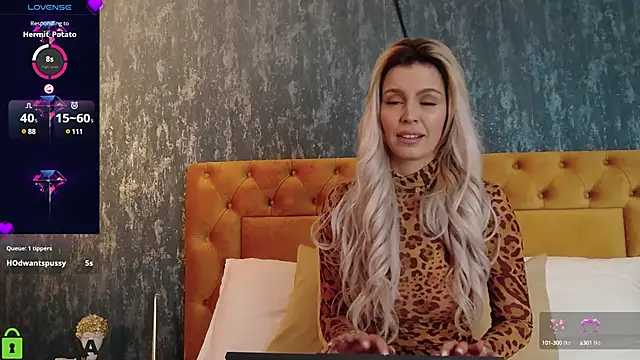 Snapshot of EvaDiamondXX chatting on February 12, 6:09 pm EvaDiamondXX online show from February 12, 6:09 pm