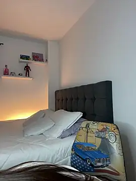 soy paulina online show from December 22, 1:23 am