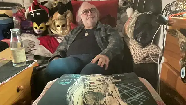 EroticVenetian online show from February 21, 8:26 am