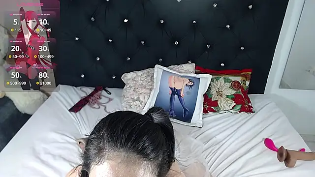 Snapshot of nikol_winick chatting on November 25, 3:28 am nikol winick online show from November 25, 3:28 am