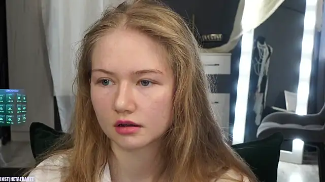 Alexandra Demore online show from June 6, 7:29 pm