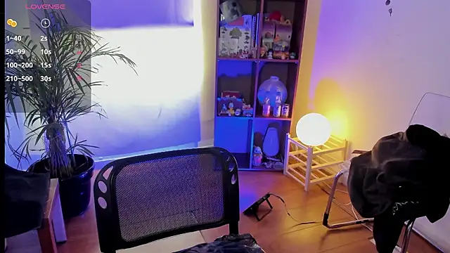 droolingdollfacee online show from February 6, 8:01 pm