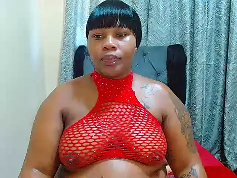 curvycloe1 online show from December 21, 5:36 am