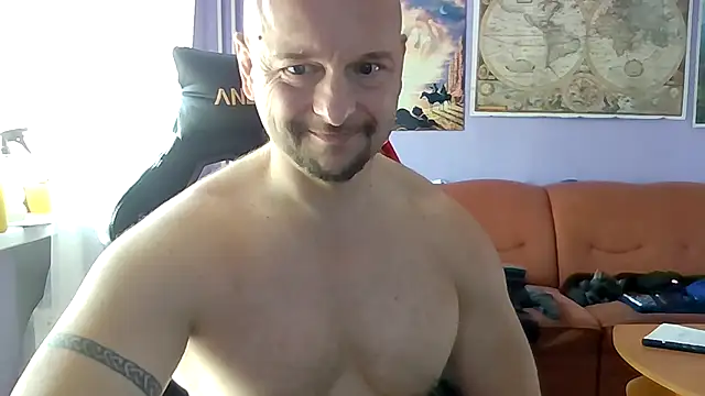 Snapshot of Sports-beast chatting on November 16, 1:28 pm Sports-beast online show from November 16, 1:28 pm