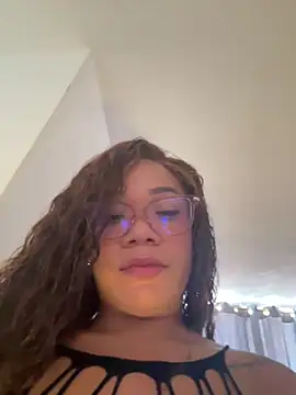Snapshot of ashley_Tompson1 chatting on May 22, 12:22 pm ashley Tompson1 online show from May 22, 12:22 pm