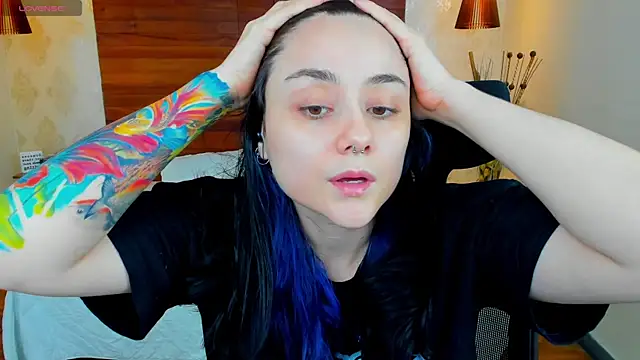 KatherineBond online show from January 22, 8:38 pm