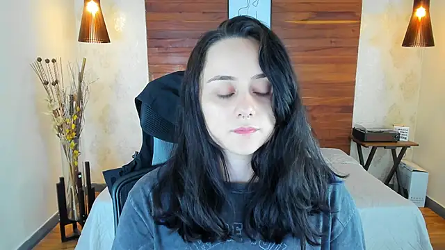 KatherineBond online show from March 13, 11:38 pm