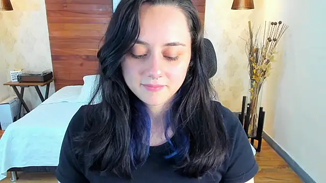 KatherineBond online show from March 20, 11:34 pm