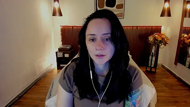 Snapshot of KatherineBond chatting on July 27, 4:58 pm KatherineBond online show from July 27, 4:58 pm