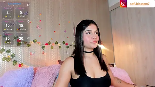 Sofi Blossom online show from June 17, 8:43 pm