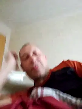 Snapshot of meateater1 chatting on October 31, 9:54 am meateater1 online show from October 31, 9:54 am