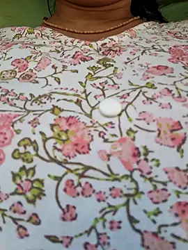 Priya Bong online show from December 1, 7:13 am