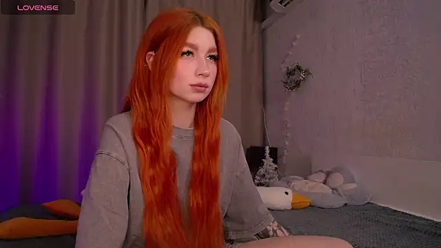 Snapshot of Evaa_Moonn_ chatting on December 28, 6:29 pm Evaa Moonn  online show from December 28, 6:29 pm