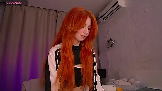 Snapshot of Evaa_Moonn_ chatting on January 20, 8:30 am Evaa Moonn  online show from January 20, 8:30 am