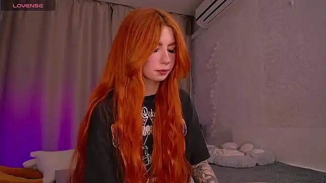 Snapshot of Evaa_Moonn_ chatting on March 10, 9:10 am Evaa Moonn  online show from March 10, 9:10 am