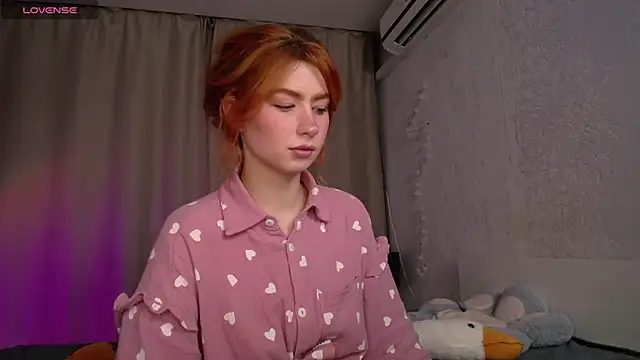 Snapshot of Evaa_Moonn_ chatting on October 14, 8:59 am Evaa Moonn  online show from October 14, 8:59 am