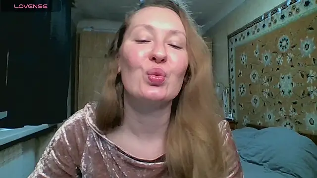 AnnaXLovers online show from May 5, 2:36 pm