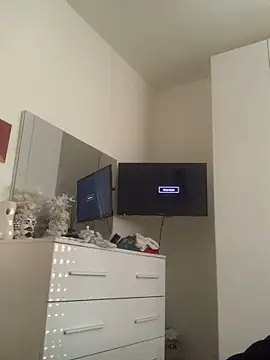 LaMaterialista online show from March 17, 3:59 pm