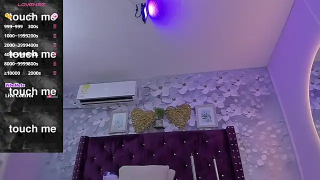 Snapshot of Danee_19_ chatting on March 20, 12:00 pm Danee 19 online show from March 20, 12:00 pm