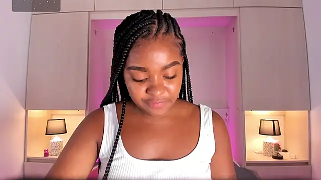 tamaraa smiith online show from January 31, 2:49 pm