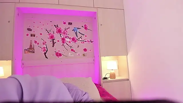 tamaraa smiith online show from November 28, 8:00 pm