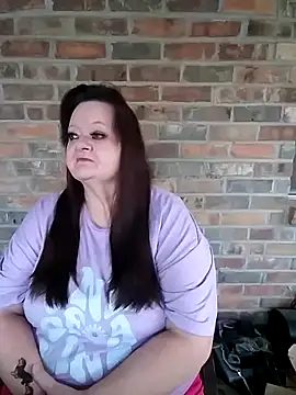 Snapshot of Bayou_Woman68 chatting on November 6, 10:32 pm Bayou Woman68 online show from November 6, 10:32 pm