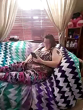 Bayou Woman68 online show from June 21, 2:30 pm