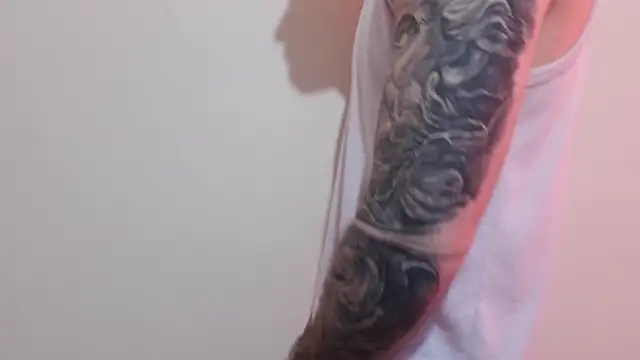 Snapshot of Kenner_fox77 chatting on February 14, 7:12 pm Kenner fox77 online show from February 14, 7:12 pm