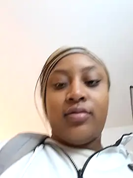 Snapshot of Adelehottman chatting on July 8, 12:09 pm Adelehottman online show from July 8, 12:09 pm