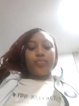 Snapshot of Adelehottman chatting on July 23, 12:25 pm Adelehottman online show from July 23, 12:25 pm