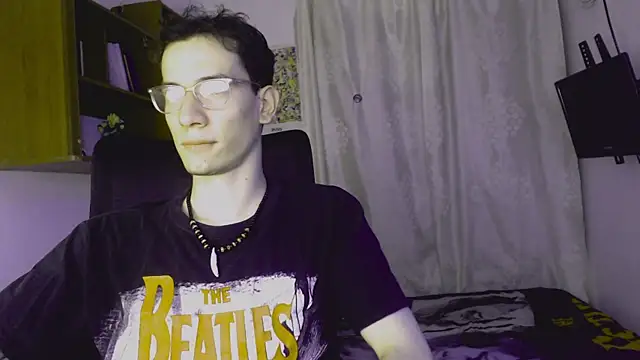 Snapshot of stikmanman chatting on November 12, 5:19 am stikmanman online show from November 12, 5:19 am