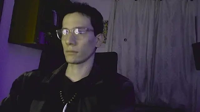 Snapshot of stikmanman chatting on November 15, 5:16 am stikmanman online show from November 15, 5:16 am