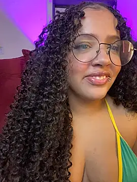 Snapshot of 99_Lilith chatting on May 28, 12:41 am 99 Lilith online show from May 28, 12:41 am