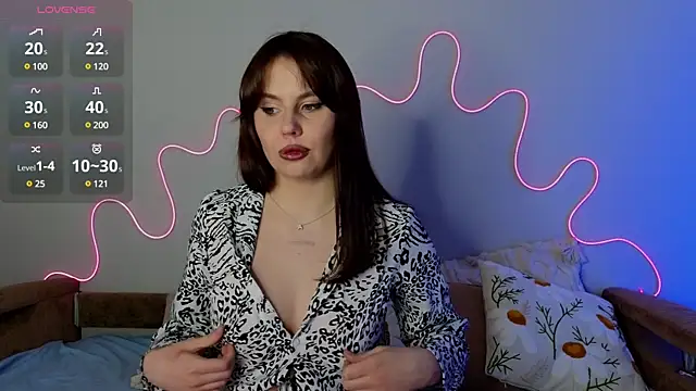 Aisha Riley online show from February 19, 2:23 pm